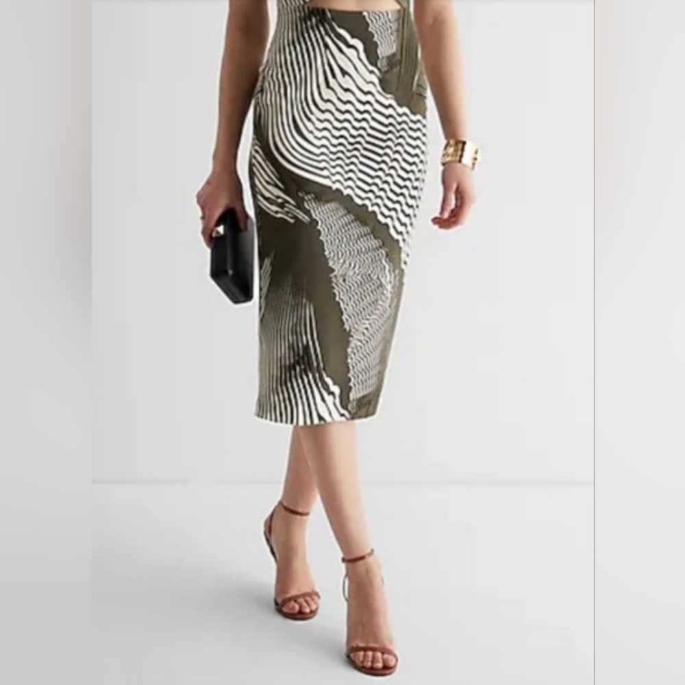 *WEEKEND SALE Express Olive/Cream Midi Dress - Picture 4 of 8